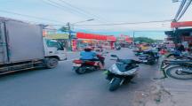nhà đường Nguyễn Khuyến Ngay giữa chợ Phú Thọ P.Trảng Dài.