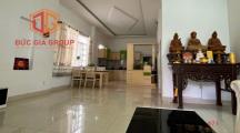 Bán nhà góc 2 mặt tiền phường Tân Hiệp, 160m2 full thổ cư giá chỉ 5t2