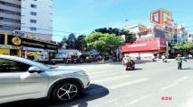 Giá bán 4,5 tỷ. Bán nhà 4 tầng vị trí đẹp đường CMT8, trung tâm Biên H