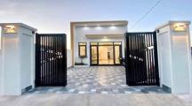 BÁN NHÀ CẤP 4 , GỒM 3 PHÒNG NGỦ CHO GIA ĐÌNH TRẺ,SỔ RIÊNG THỔ CƯ ,400T