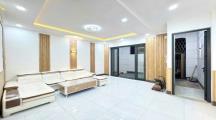 Nhà Cổng Sau Công Ty Pouchen, Cách Đường Trục Chính Chỉ 1 Xẹt