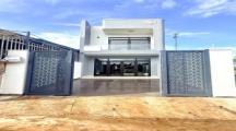 GIÁ CHỈ 1TY5 – NHÀ LẦU THÔNG TẦNG SANG TRỌNG