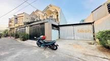 Bán gấp lô đất thổ cư ph long bình 81m2 giá 2tỷ150