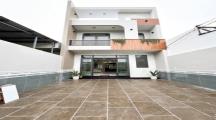 Nhà lầu mặt tiền kinh doanh giá 1 tỷ 750 ngay cây xăng 26 đường đồng k