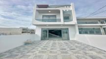 Nhà lầu 2 mặt tiền tại Ngã tư Bửu Long gần Khu dân cư Bửu Long Biên Hò
