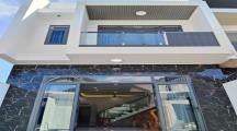 CHỦ NGỘP BÁN NHANH CĂN NHÀ LẦU 1 TỶ 750 TẠI CÂY XĂNG THẠNH PHÚ